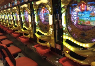 パチンコ台 パチンコ店