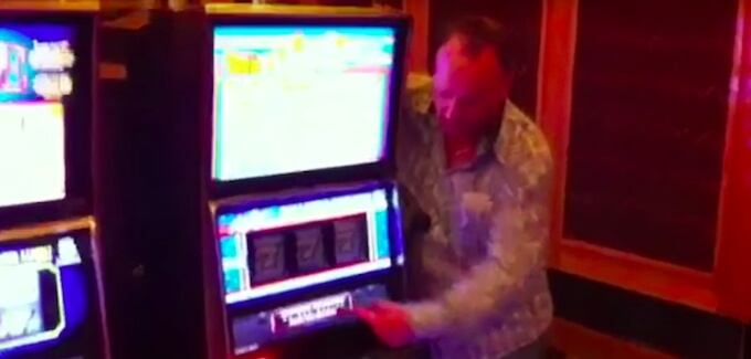 Newey氏の勝利の様子 Newey氏の勝利の様子